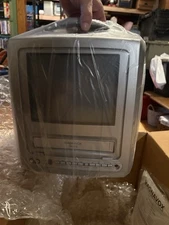 RARE Vintage Magnavox 9” TV/VCR Combo MC092EMG NOS 2002 CRT Retro Gaming - Read!