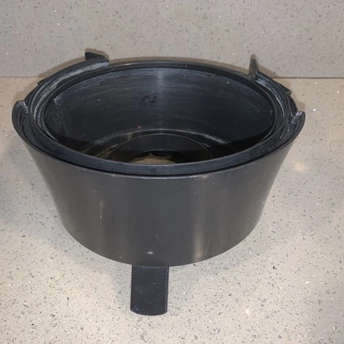 Hamilton Beach Big Mouth Juice Extractor Model #67601A Parts Spout Separator