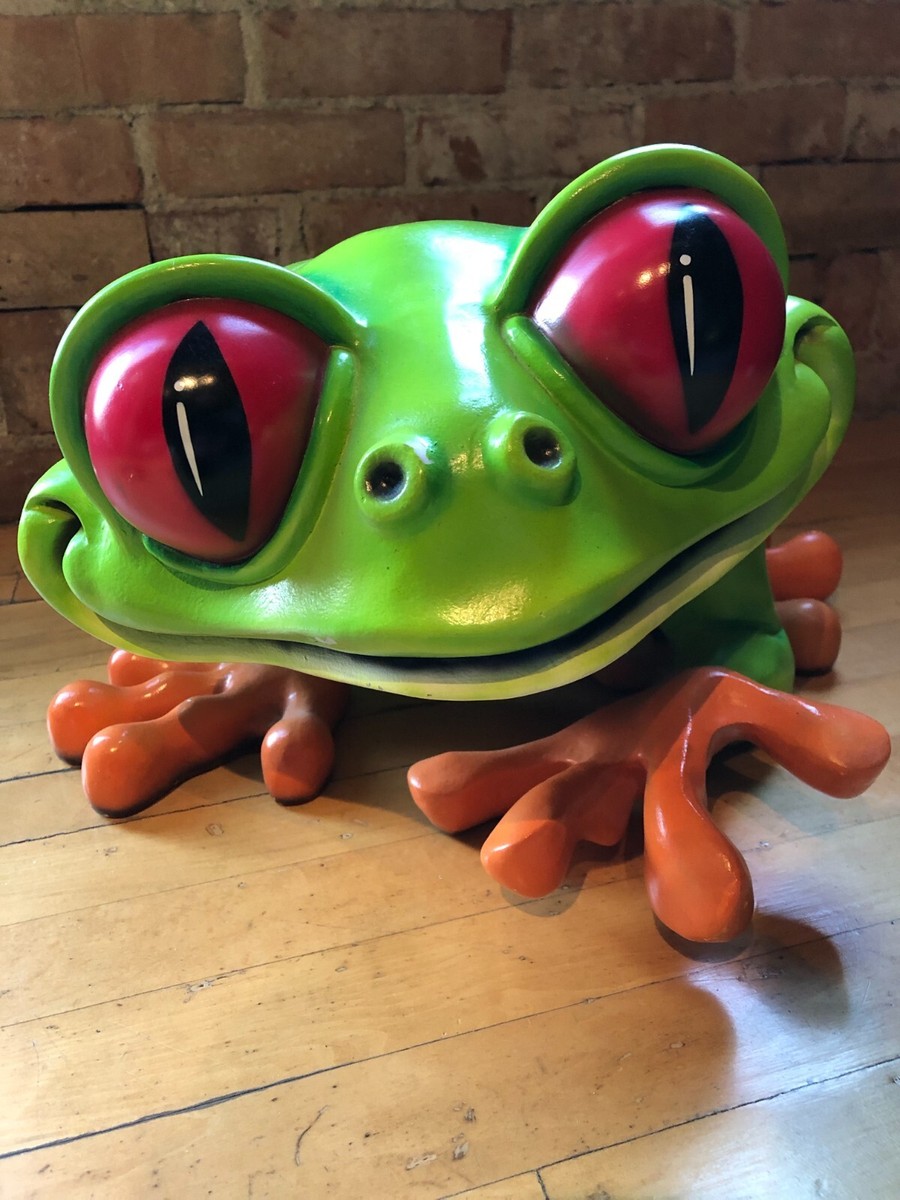 Cha-Cha The Tree Frog Rainforest Cafe Very Large Figure Vintage