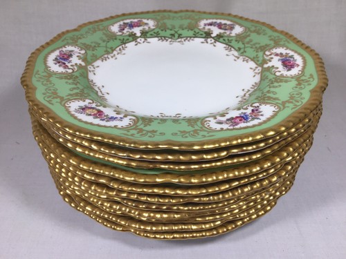 (11) Cauldon England 9.125 Inch Green & Gold DINNER PLATES Gilman Collamore NY - Picture 7 of 11