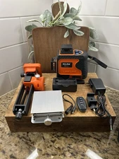 HILDA 4x360° Green Laser Level Self Leveling Tool for Indoor Outdoor Work