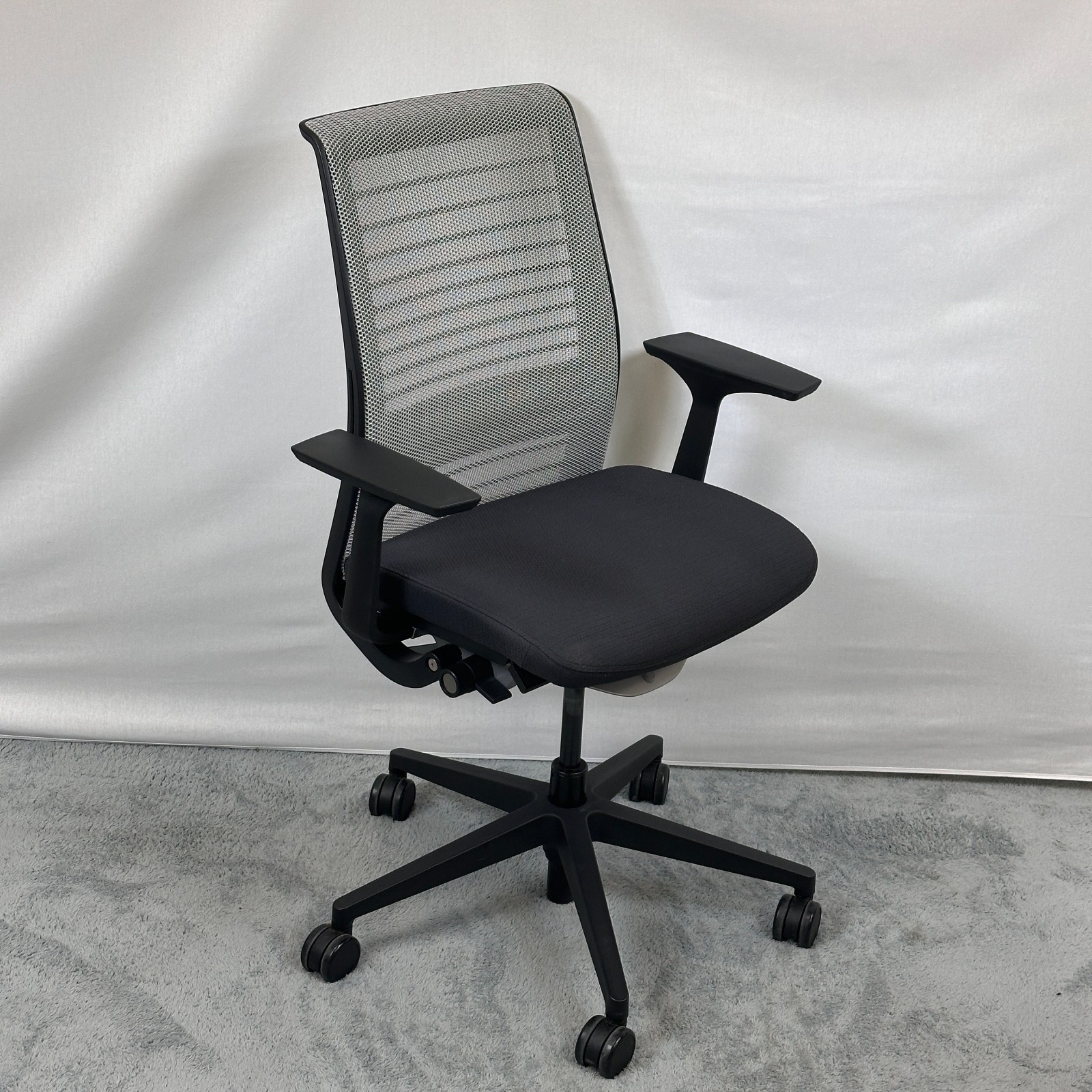 Steelcase Think Task Chair (Grey/Black)