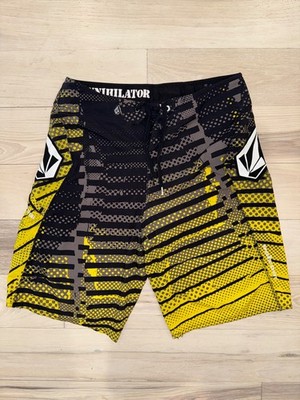 Volcom Annihilator Board Shorts Mens 31 Black Yellow Gray Stripe Dot Print