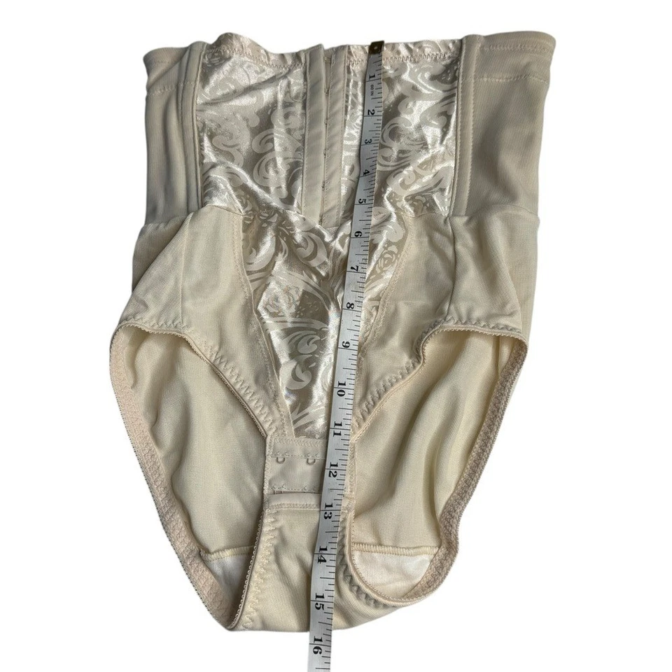 Faja de satén beige Cupido vintage para mujer ropa moldeadora calzoncillos talla mediana Foto 4 de 4