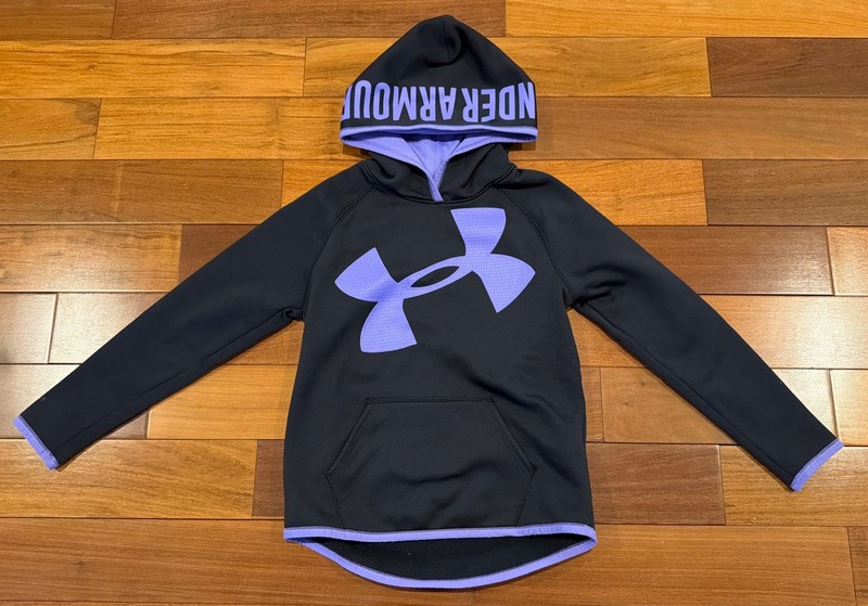 Under Armour Girl's Hooded Pullover Dri-Fit size M Black/ Purple EUC