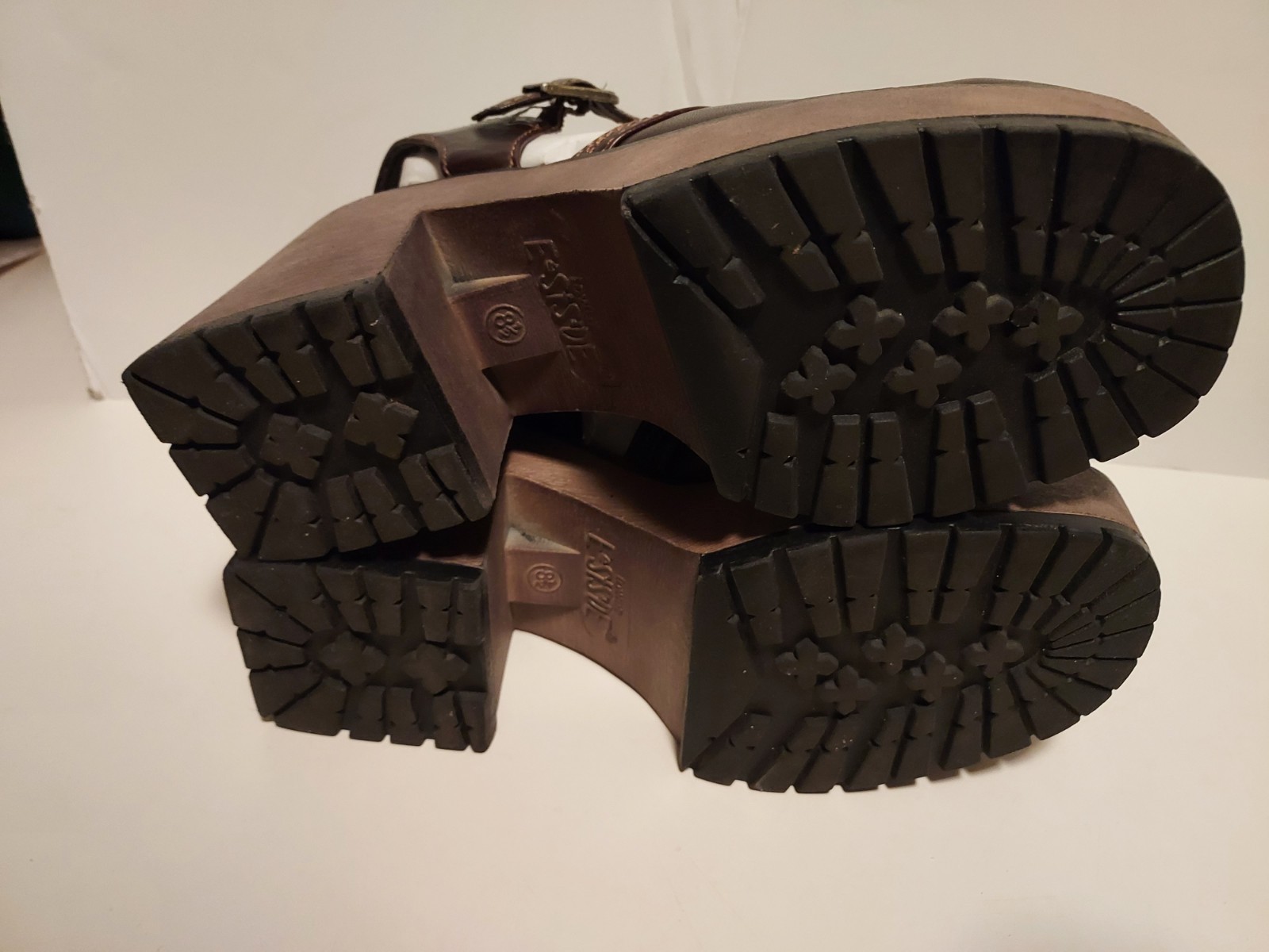 Lower Eastside platform clogs 8½ - image 5