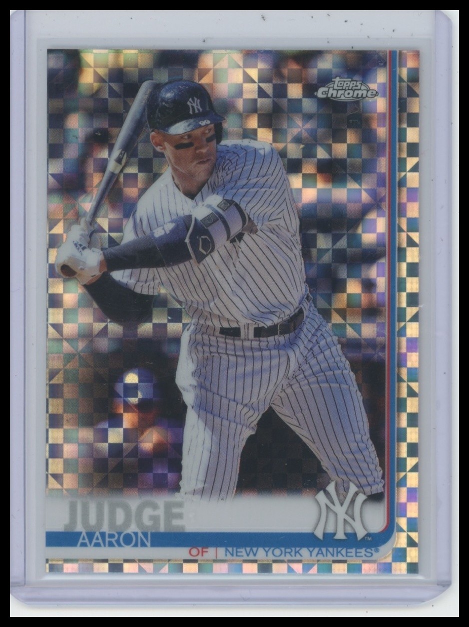 2019 Topps Chrome Aaron Judge Batting X-Fractor #100 New York Yankees