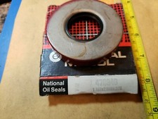 NOS National 470946 Oil Seal New In The Box F S