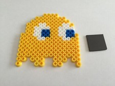 FANTOME MONSTRE JAUNE AIMANT PAC-MAN NAMCO PERLE A REPASSER HAMA DECORATION