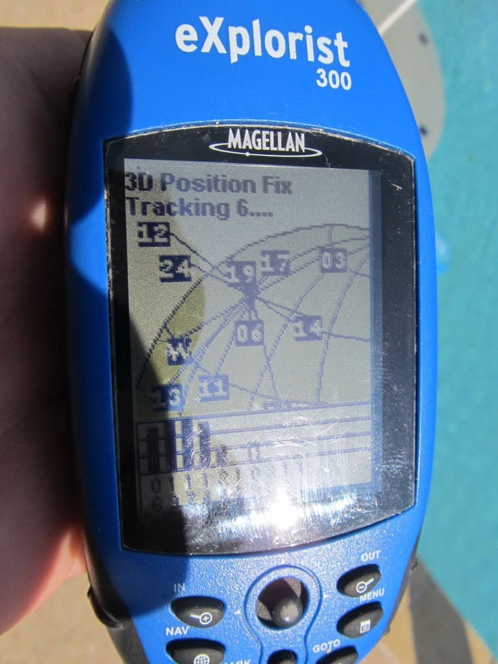 Magellan eXplorist 300 Handheld GPS Receiver. Hiking/Camping/Geocaching/Hunting - Image 3 of 3