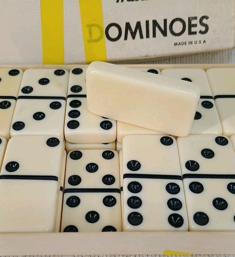 Vintage Set Of Puremco No. 616 Standard Marblelike Dominoes Made In USA - Picture 2 of 7