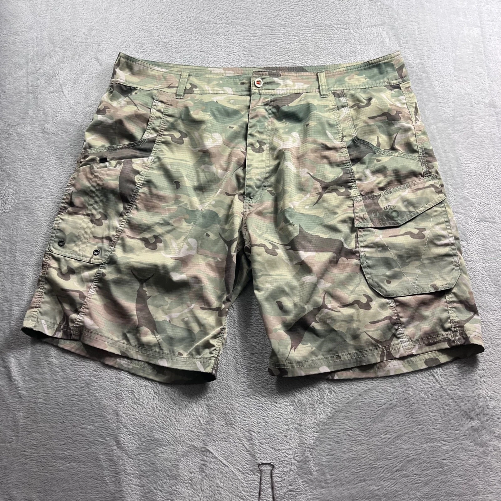 AFTCO Mens Camo Fishing Shorts Size 40 Green Ripstop Cargo Plier Pocket Tactical