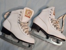 Vintage Figure 8 s White Ice Skates Youth Size 5 Leather Boots w/ Blades