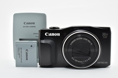 Excellent Condition Canon PowerShot SX700 HS Black Optical 30x Zoom Image Stabil