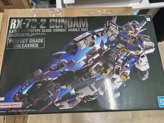 Bandai Perfect Grade Unleashed PG 1/60 Mobile Suit Gundam RX 78 2 Gundam