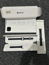 Apple Watch SE Midnight Aluminium Case with Midnight Sport Band 40MM