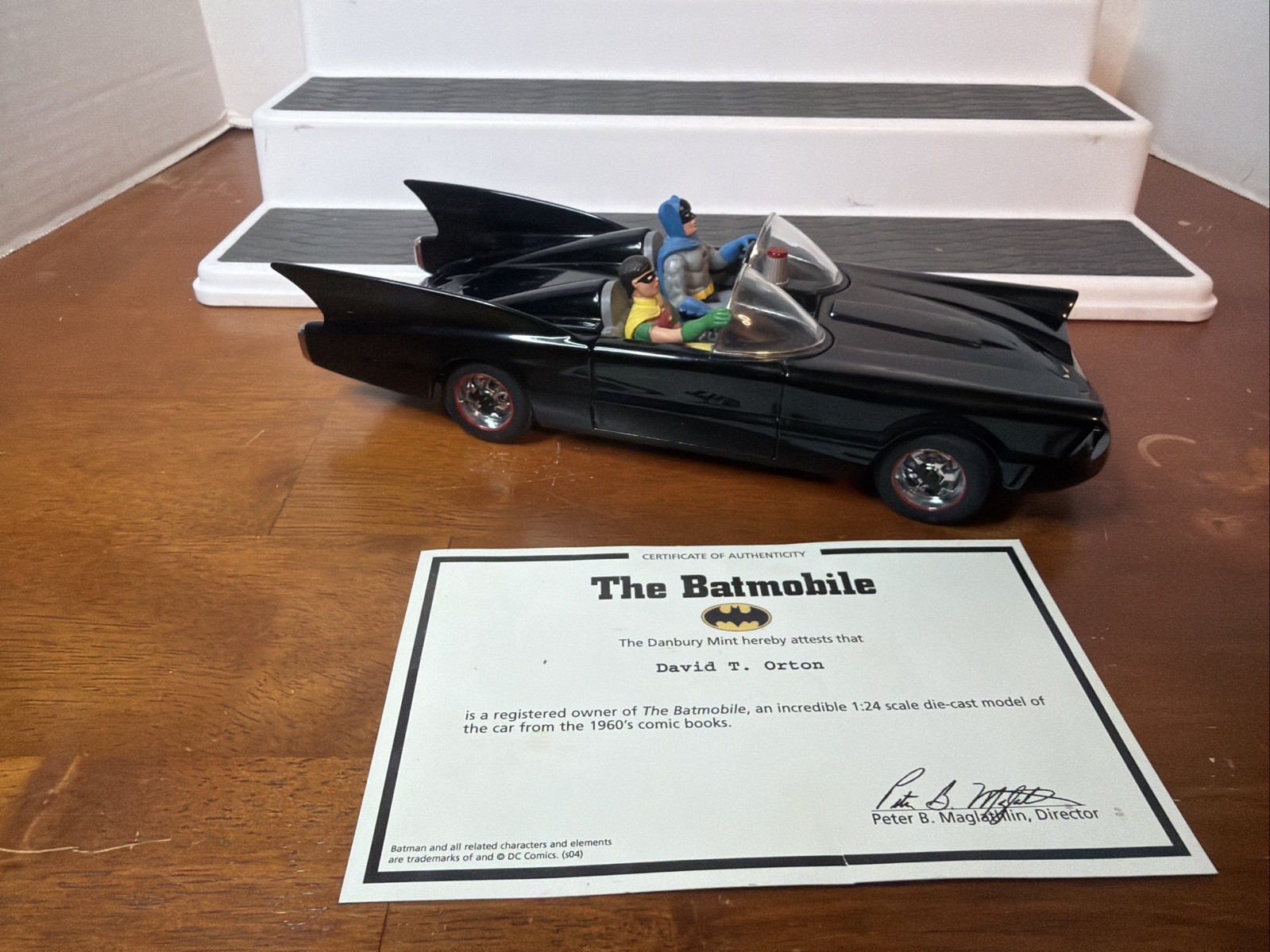 Danbury Mint Batmobile.. Dc Comics Masterpiece…1960'S Comic Book Batmobile