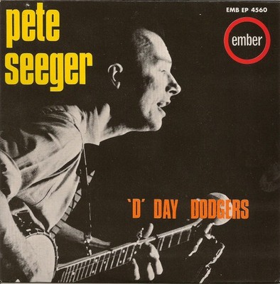 Pete Seeger - 'D' Day Dodgers (7'', EP) (Near Mint (NM or M-)) - 4045520380