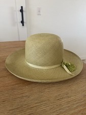 Vintage Mint Condition Pistachio Chartreuse Green Sun Hat Vintage Mint Condition Pistachio Chartreuse Green Sun Hat