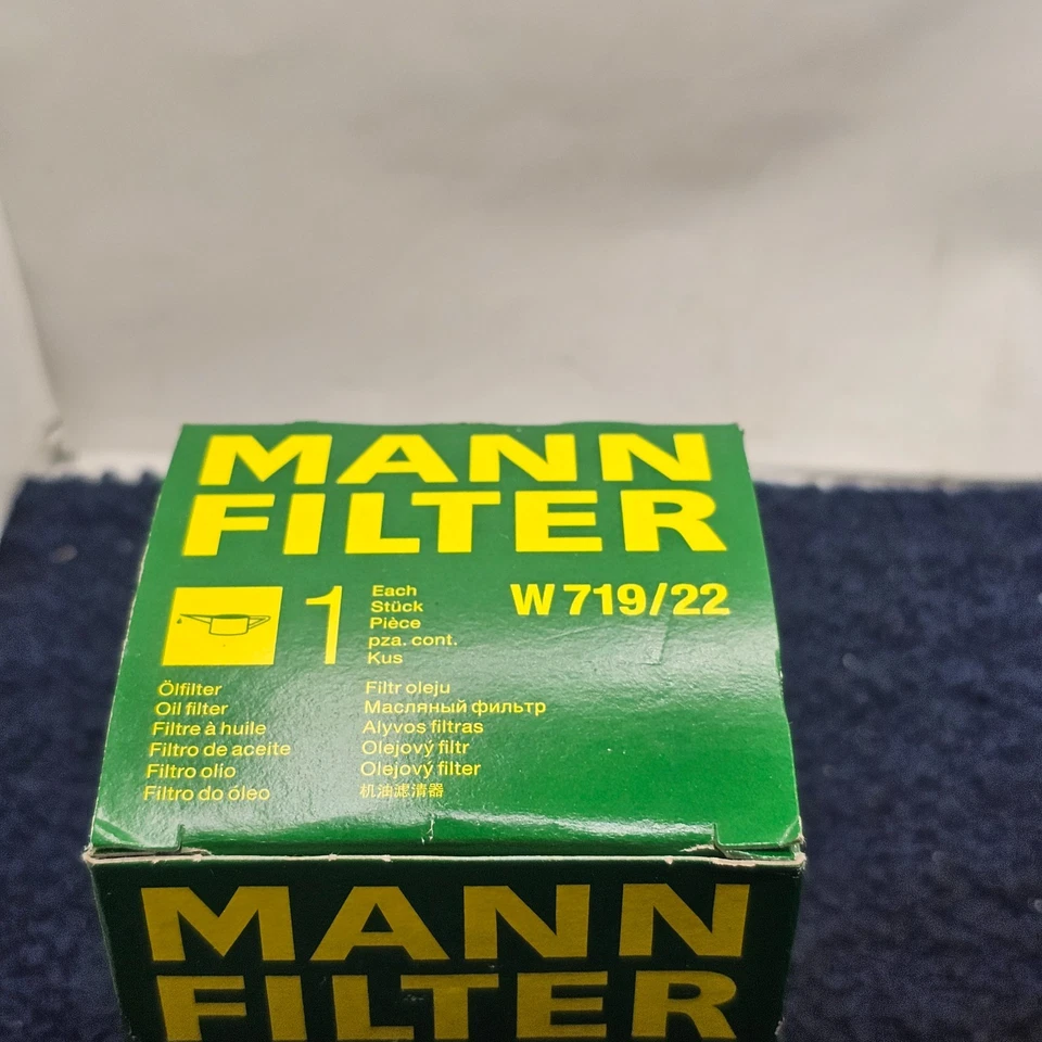 Filtro de aceite de motor Mann-Filter W 719/22 compatible con 92-95 Porsche 968, 83-91 Porsche 944 Foto 3 de 4