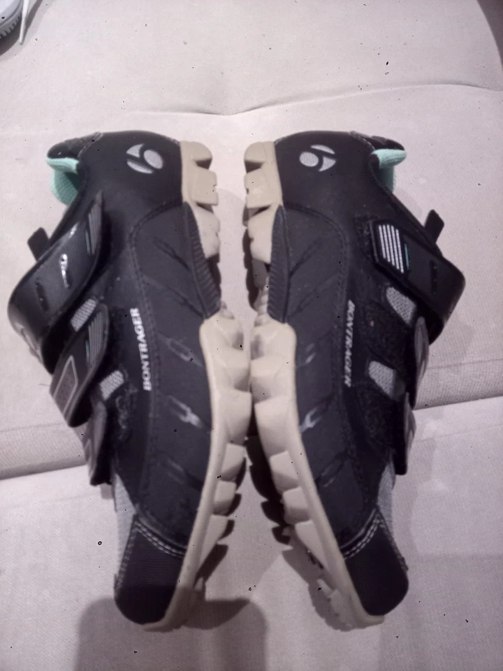 Women’s Bontrager Evoke Road Cycling Shoes Grey, EU 40/Uk 7.5 - Image 3 of 4