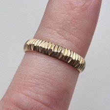 Hallmarked 9ct Yellow Gold Patterened Textured Wedding Band Ring M½ 1.8g 4mm