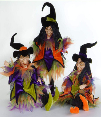Katherine's Collection 14'' Witch Mantel Doll Purple Shoe 18-82234P New RARE P