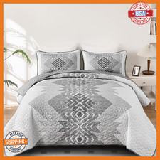 Boho King Quilt Set, 3-Piece Grey Aztec Bohemian Bedspread Coverlet