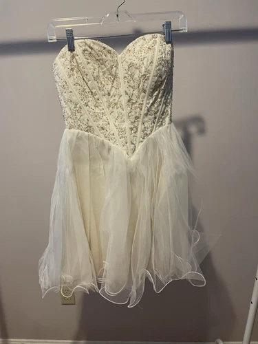 OFF WHITE Abito da festa NOX Anabel Fit &Flare in tulle con volant bianco scintillante stringato taglia M