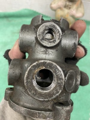 T-239649-B Foot Brake Valve | eBay