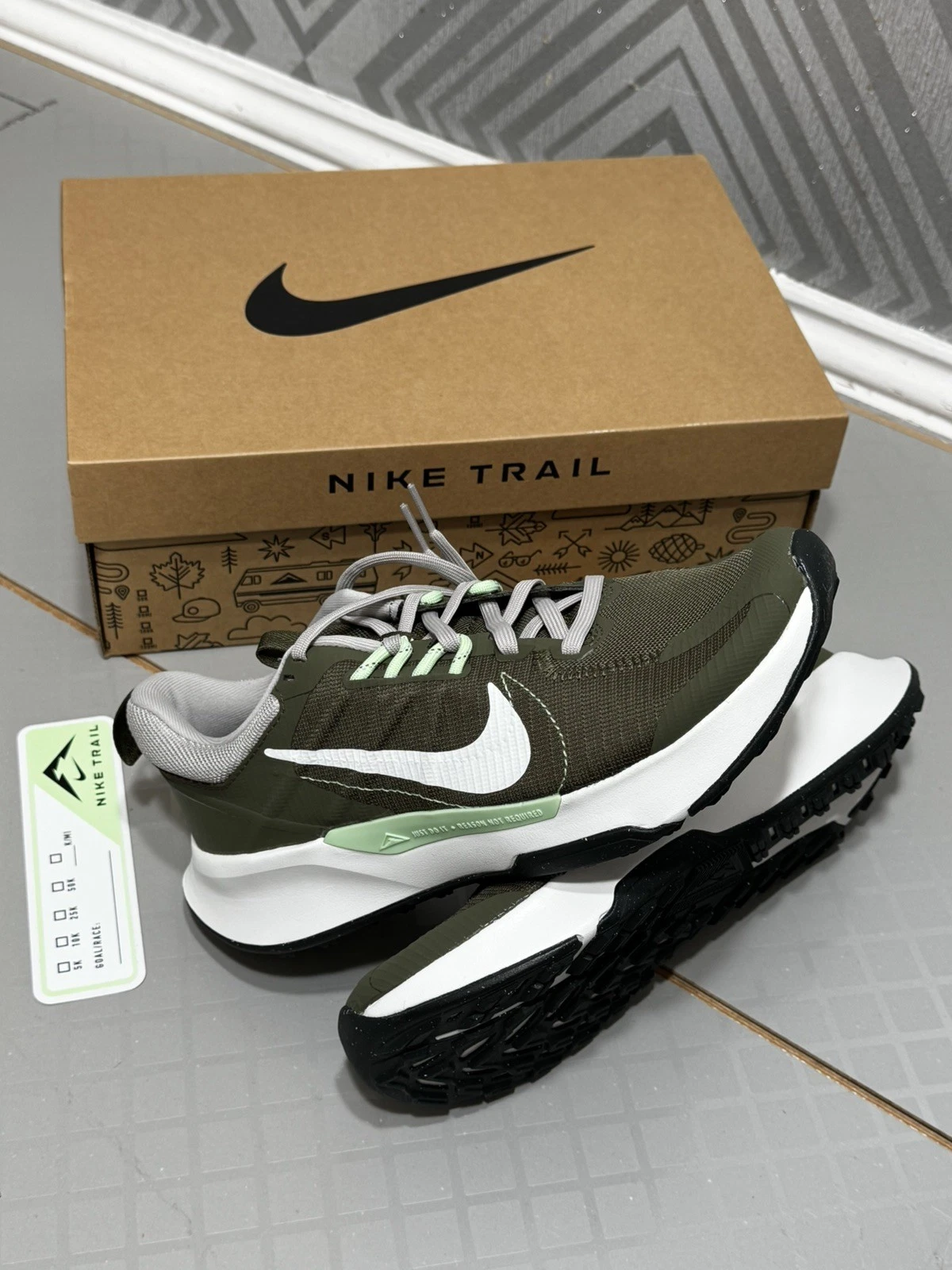 Nike Juniper Olive Trail 2 - Men’s Women’s UK 7 EU 41 - Trail Running Gym Shoes