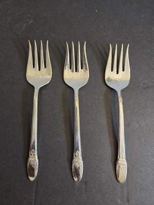 Vintage 1847 Rogers Bros Silverplate Pastry Forks Floral Pattern/IS/Set of 3