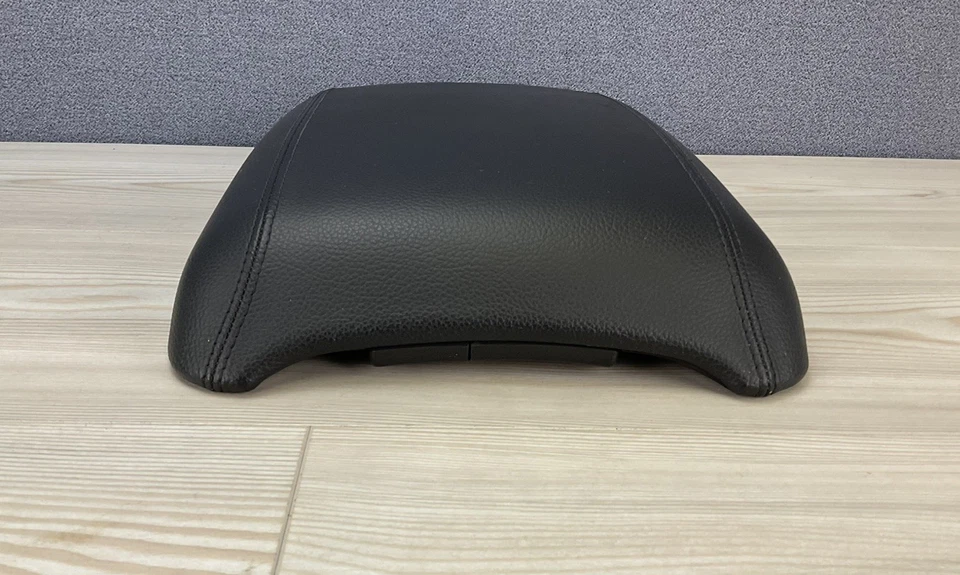 ⭐️Tapa/reposabrazos consola central Mercedes-Benz R350 2006-2012. Cuero negro. OEM. Foto 2 de 4