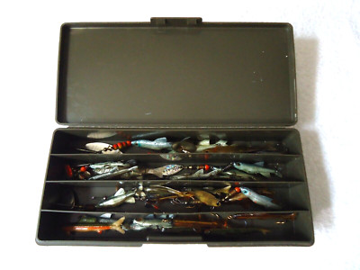 Vintage Mixed Lot Of Mepps Comet Minnow / Other Lures In Case '' Great Lot ''