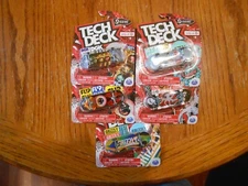 SPIN MASTER LOT OF 5 TECH DECK  Fingerboard Skateboards - NEW IN PACKAGE