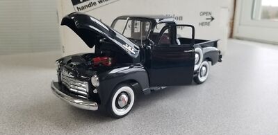 1:24 Danbury Mint 1953 GMC Pickup Truck #2295/5000 Black With Box