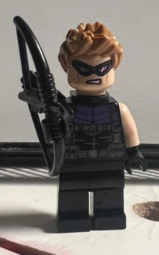 Lego Hawkeye Mini Figurine / Pre-Owned / Good Condition - Picture 1 of 2