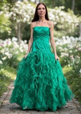 Kiera Couture Emerald Green Corset Tulle Ruffle Tiered Prom Dress Size 4
