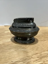 Vintage Ronson Art Metal Works Art Deco Queen Anne Table Lighter. (mvbl)