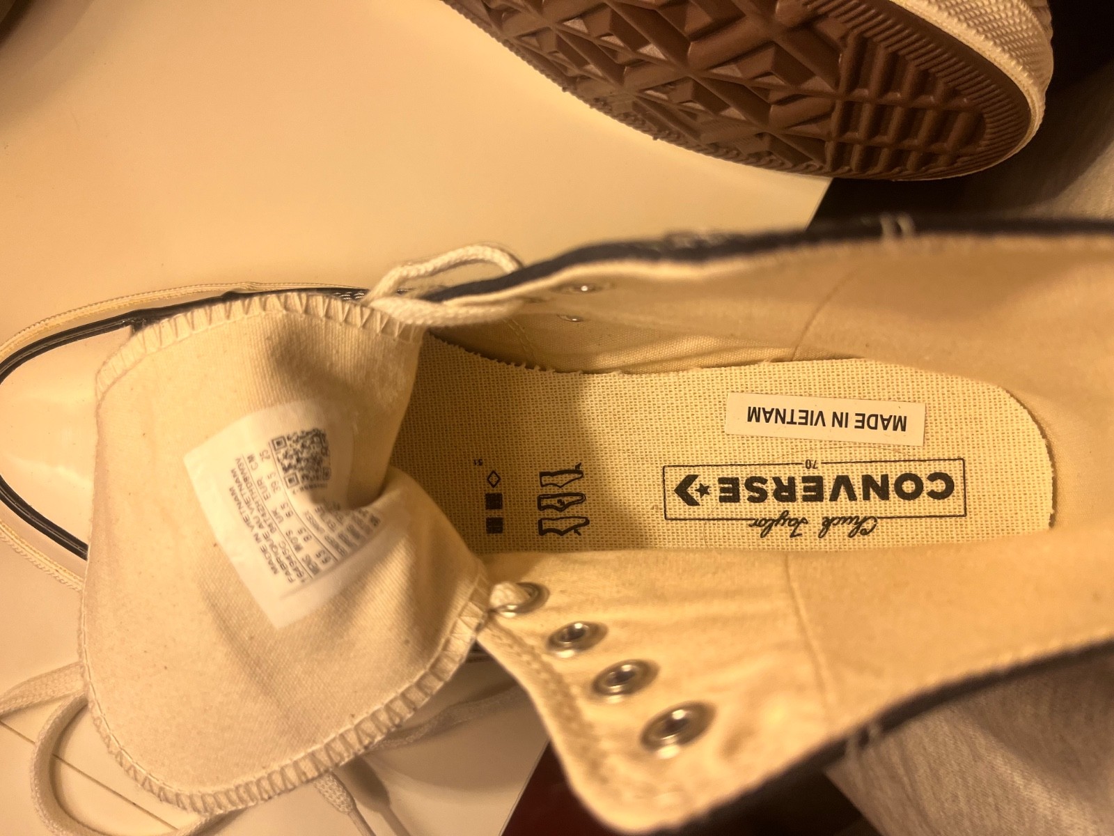 Siz 6.5 Men / 8.5 Women - Converse Chuck 70 High Obsidian thumbnail 7