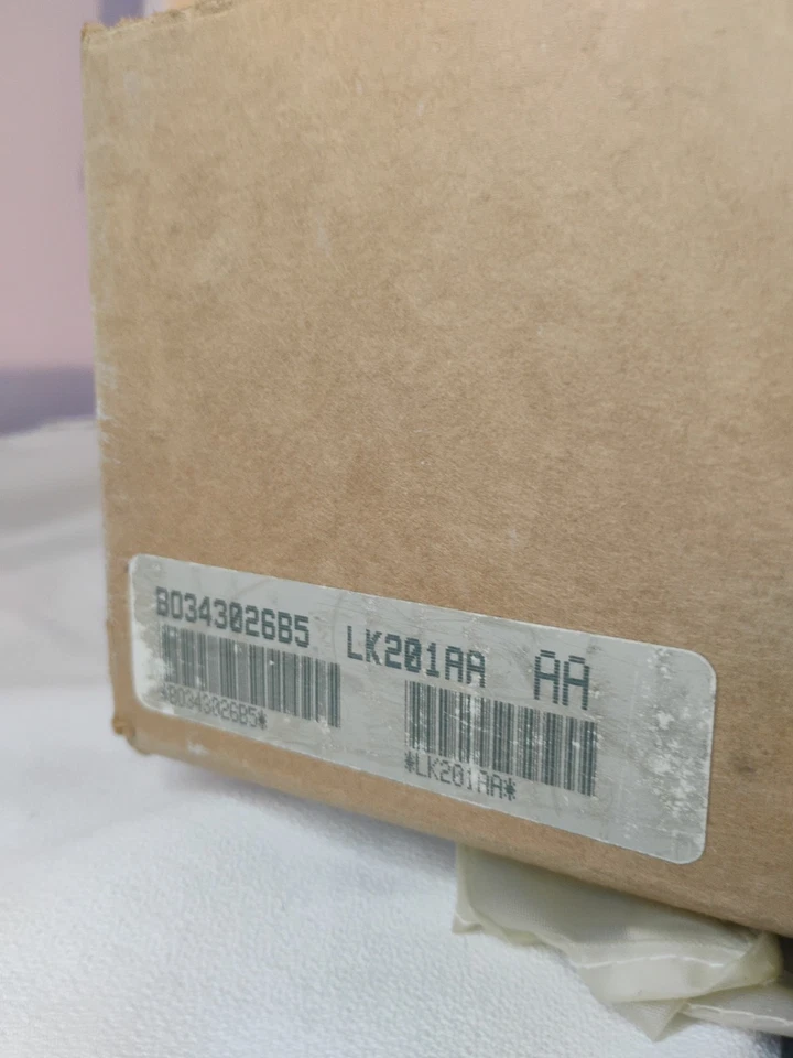 🔥Digital DEC LK201AA Terminal Computer Keyboard With Original Box Clean - Image 2 of 4