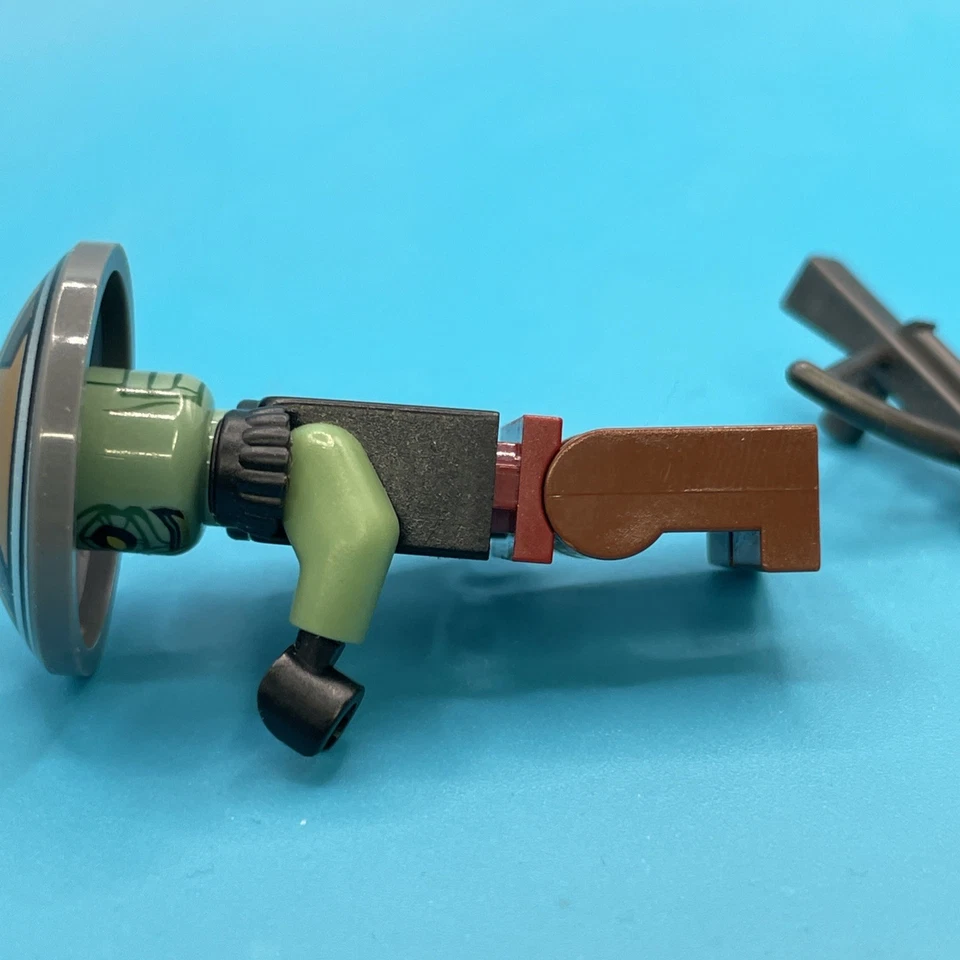 Lego Star Wars Embo Minifigure 7930 RARE no cracks! - Image 3 of 4