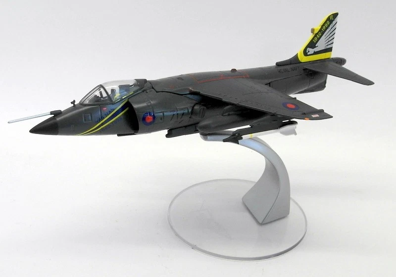 Corgi Escala 1/72 Diecast - AA32405 BAE Sea Harrier FRS.1 ZD578 899 Sqn 1992 Foto 4 de 4