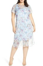 Plus Size Women's Vince Camuto Poetic Blooms Overlay Midi Dress, Size 2X - Green
