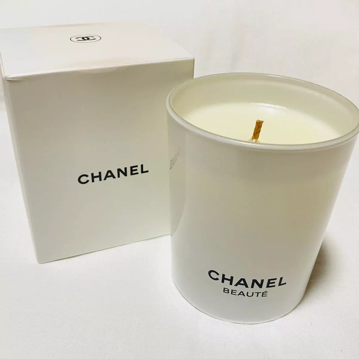 CHANEL BEAUTE Candle 190g Aromatic Candle White Vip Gift Vintage RARE