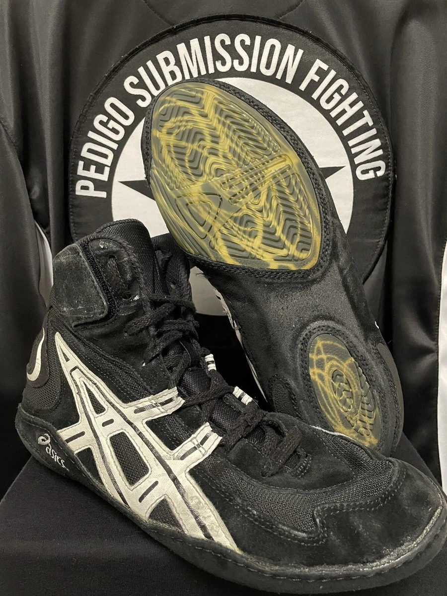 Asics jackal top wrestling shoes