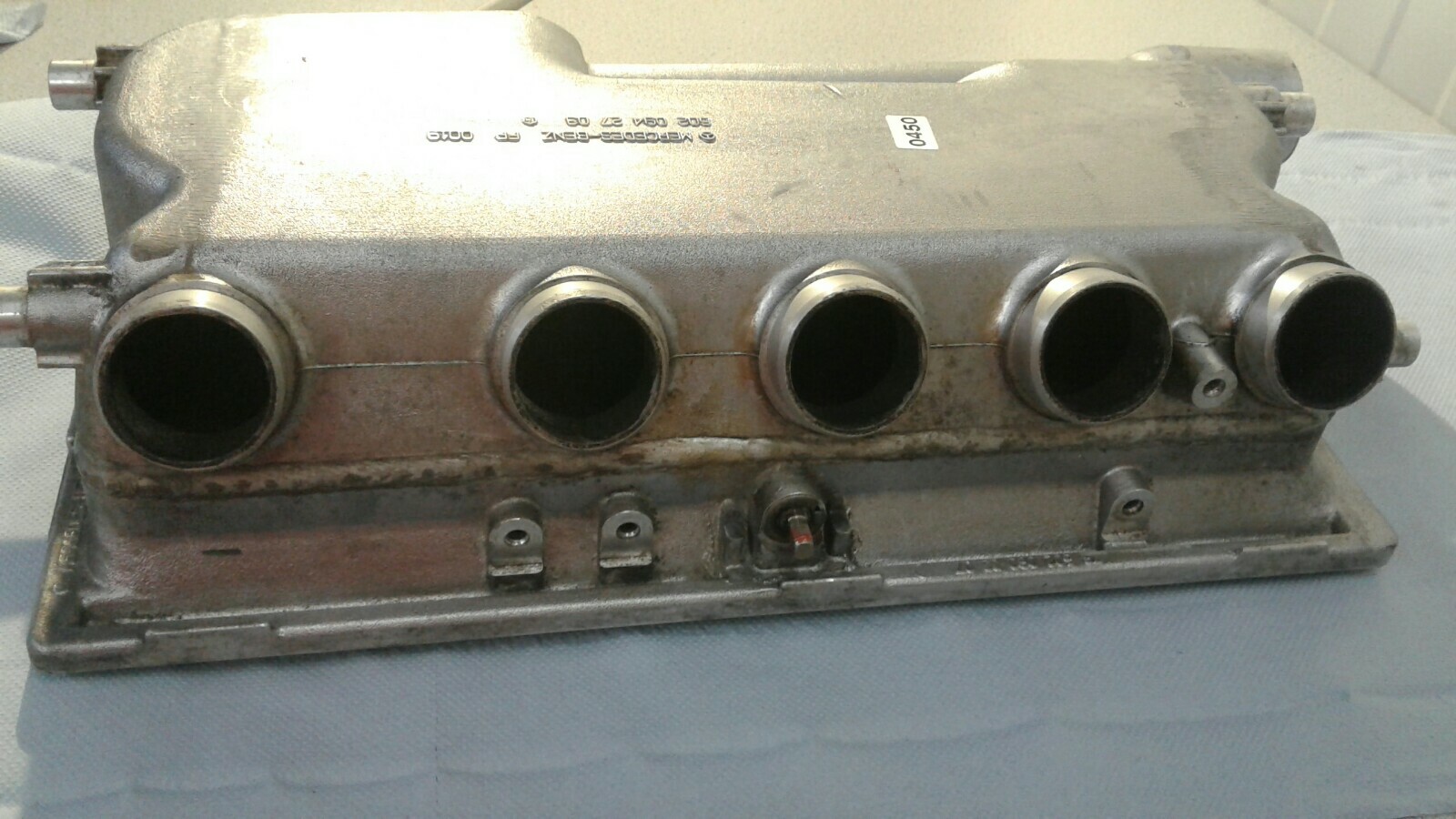 Original Mercedes W124 250D 5 Zylinder Luftführungsgehäuse 