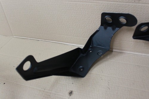 2 Halter Ladeluftkühler Audi RS6 4B C5 4.2 V8 Biturbo 077145813B 077145814C - Picture 2 of 3