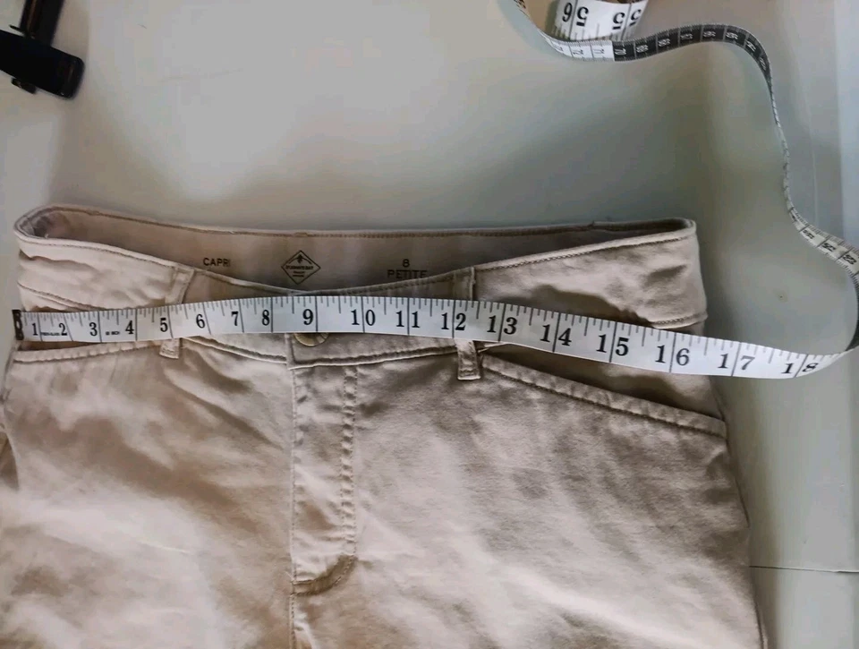 Pantalones capri recortados St. John's Bay para mujer talla 8P beige pierna recta bolsillos de algodón Foto 3 de 4