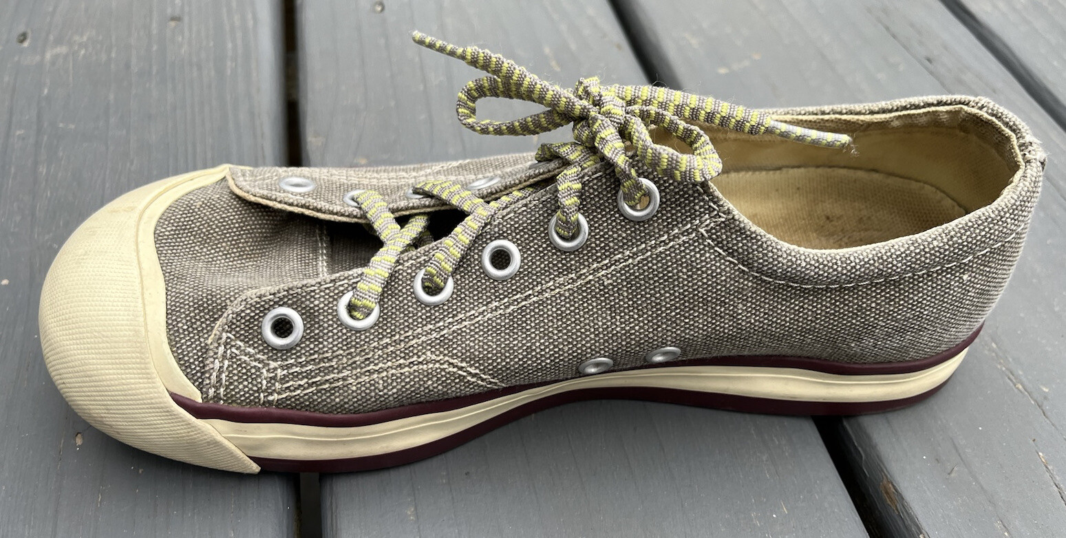 Scarpe da ginnastica da donna Keen marrone scuro taglia 7